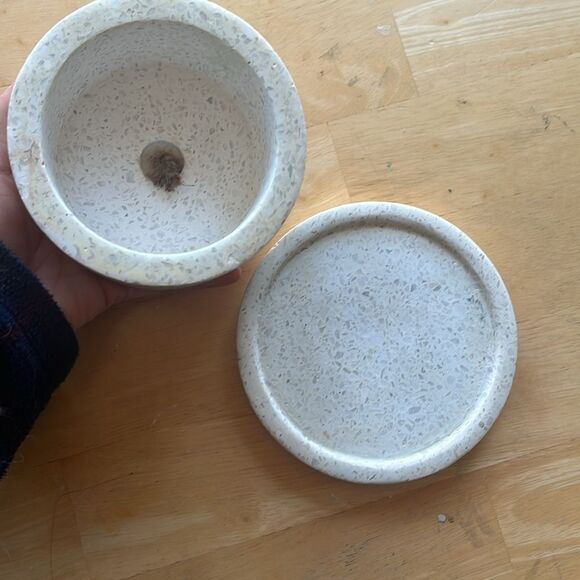 HOME ANTHROPOLOGIE Terra White Stone Butter DISH - Picture 2 of 3